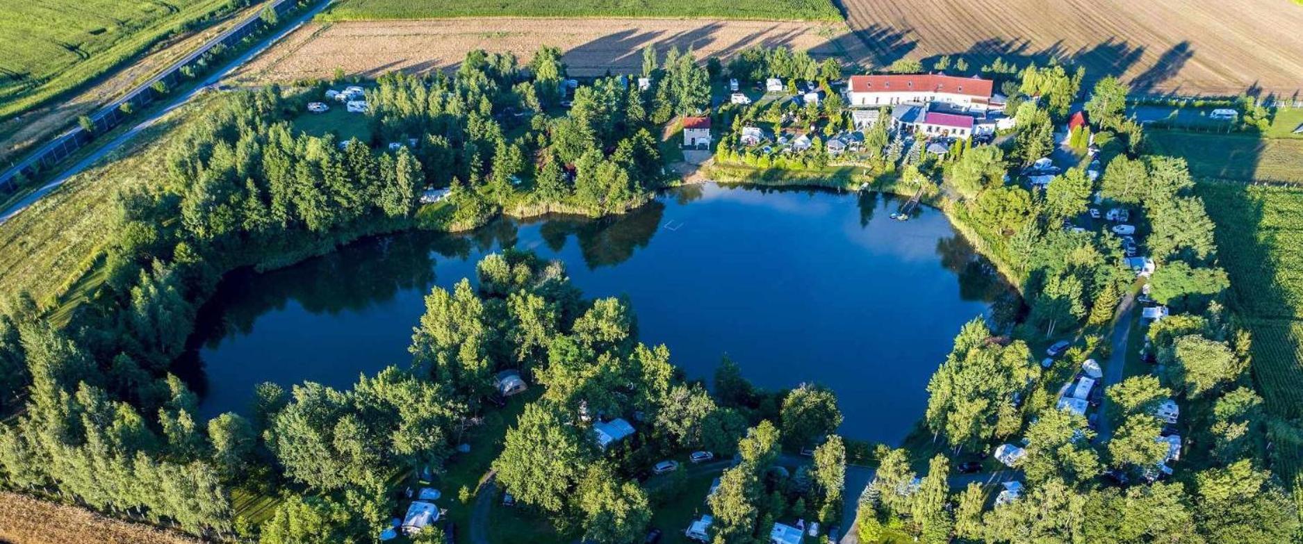 Forteca, Pokoje Goscinne Nad Stawem Dzierżoniów エクステリア 写真